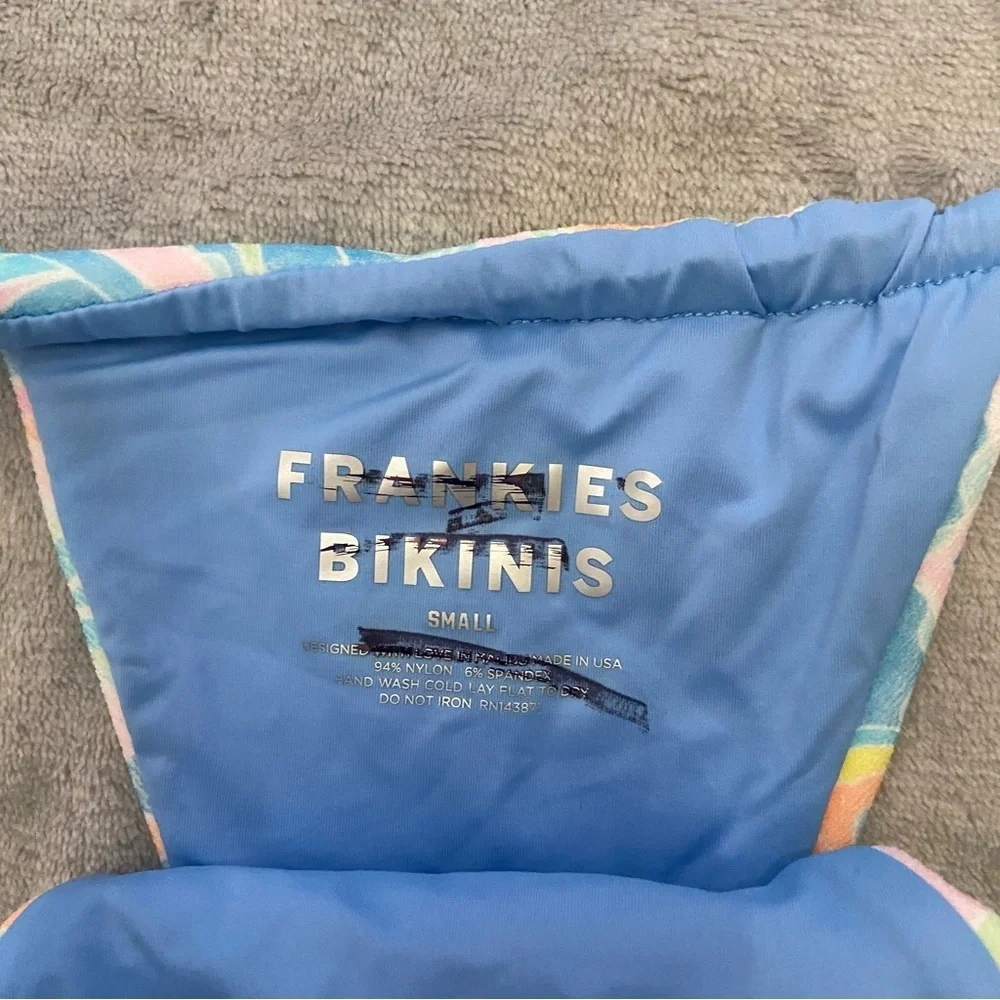 Frankies Bikinis super cute